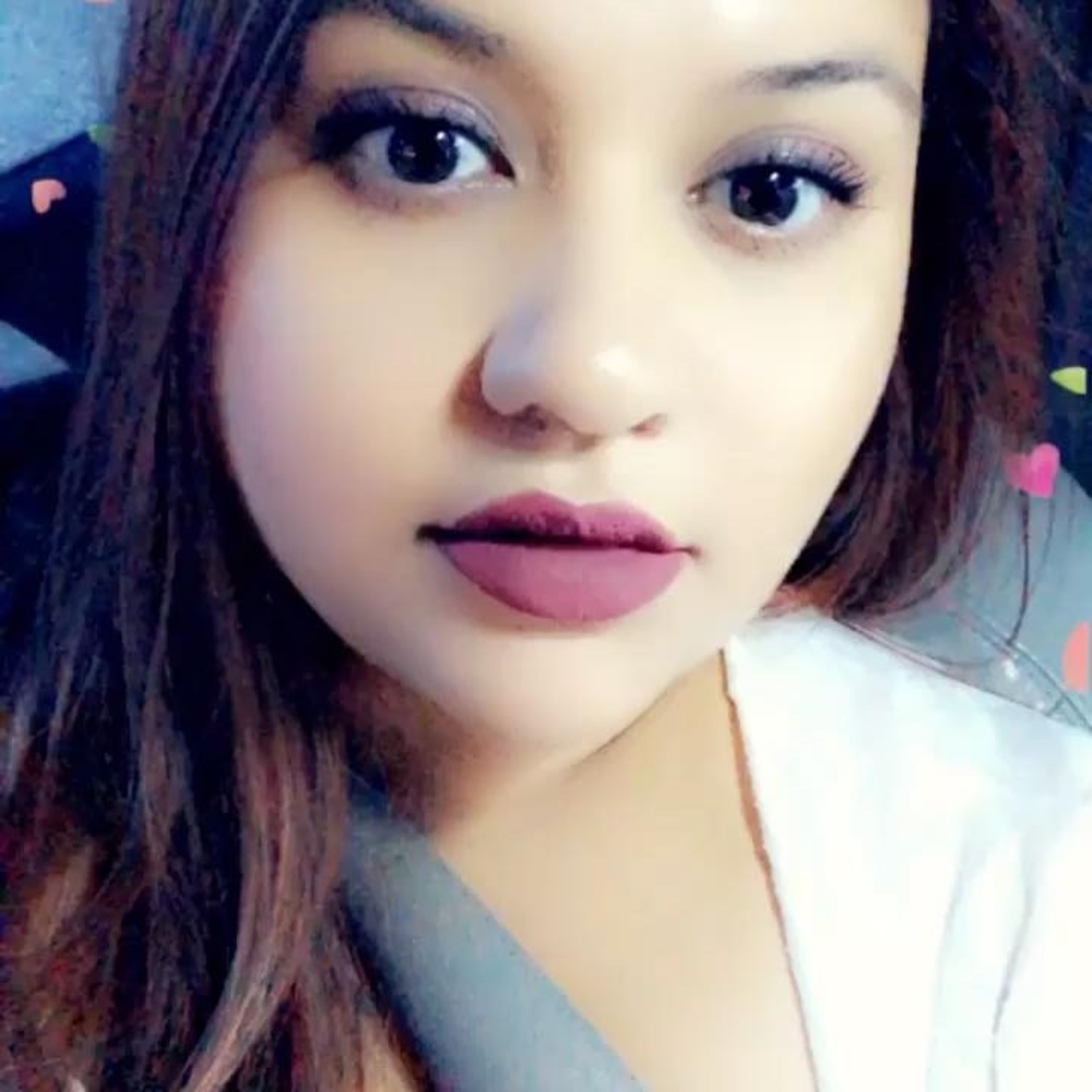 Meet your Posher, Andrea